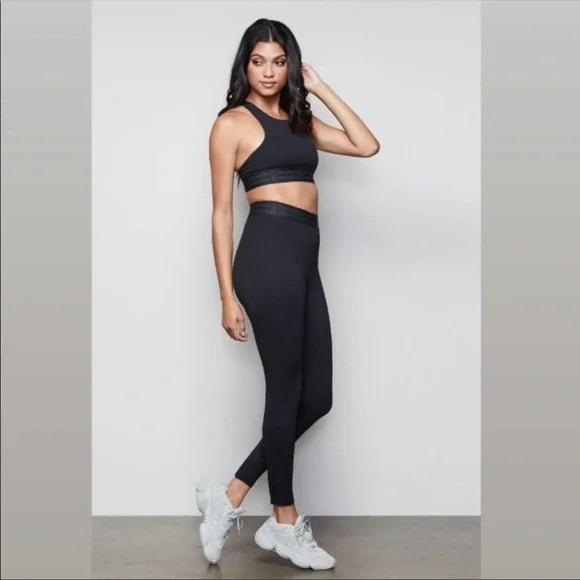 Good American icon Leggings - Picture 3 of 8